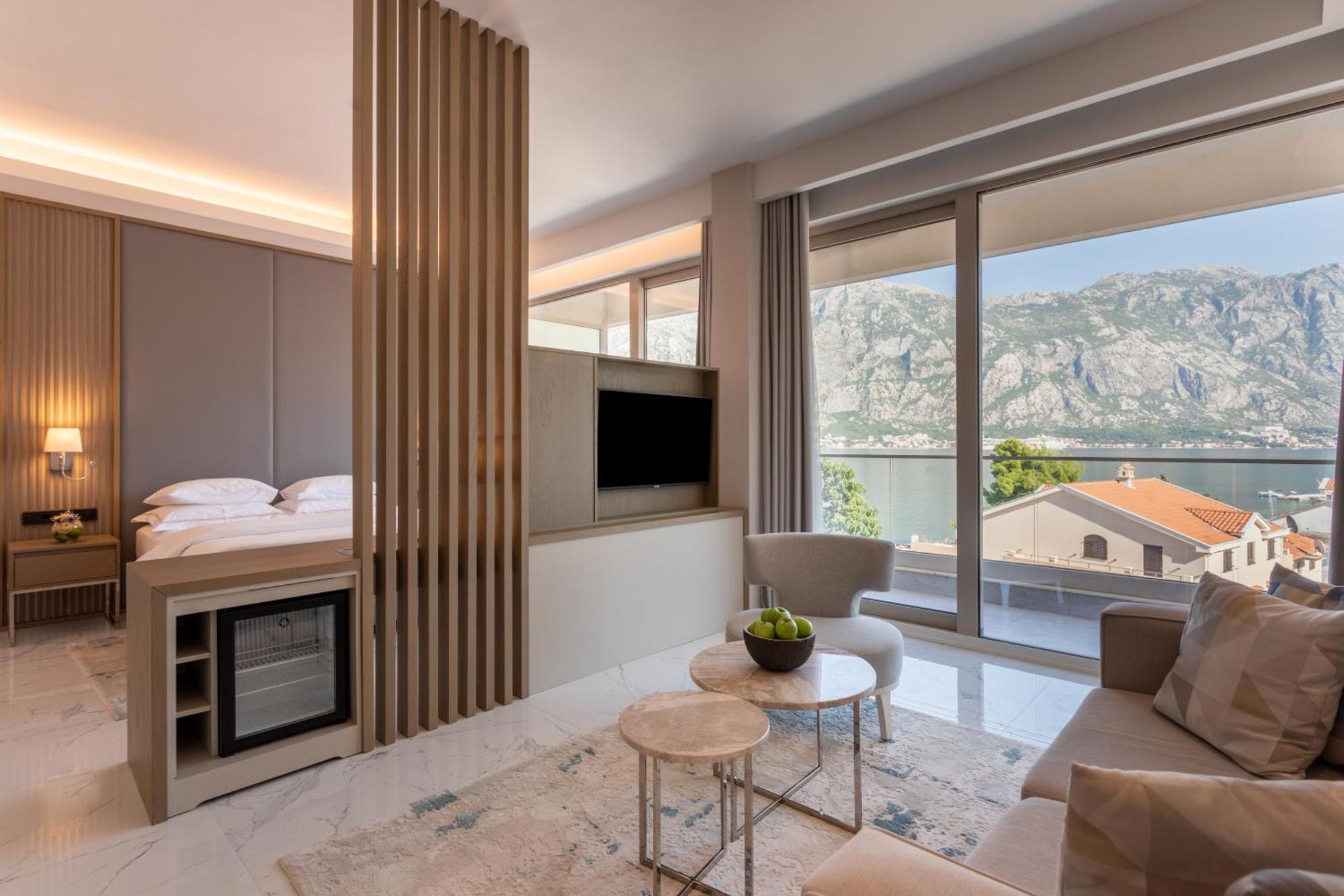 Hyatt Regency Kotor Bay Resort (Adults Only) Zewnętrze zdjęcie Deluxe Suite