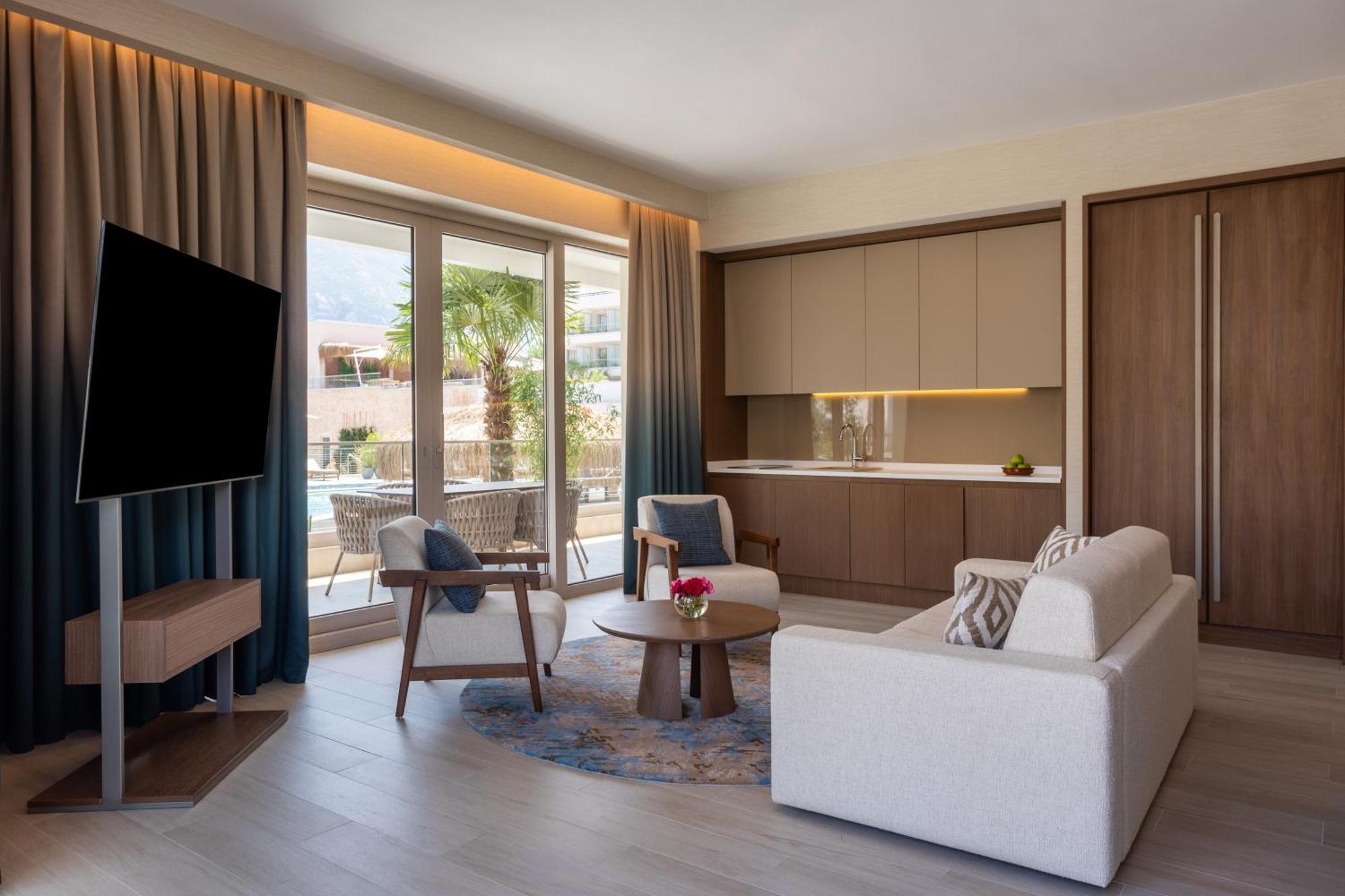 Hyatt Regency Kotor Bay Resort (Adults Only) Zewnętrze zdjęcie A living room at the hotel